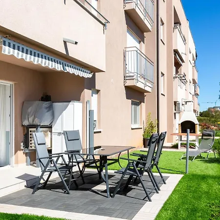Mukalba - Emira Apartmán Medulin